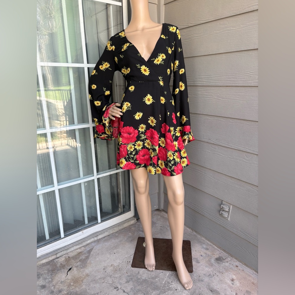 Forever21 Black Floral Bell Sleeve Dress